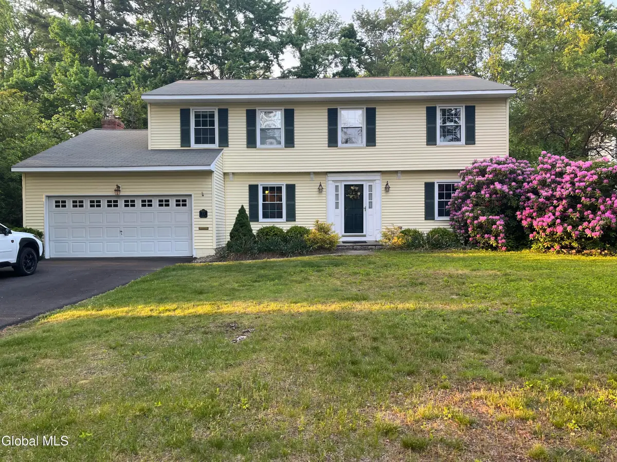 33 Fairway Avenue, Bethlehem, NY 12054 - #1