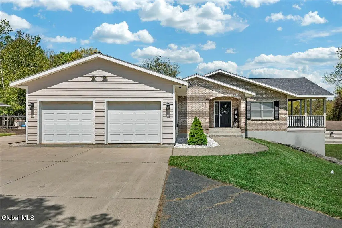 105 Wilrose Lane, Troy, NY 12180 - #1