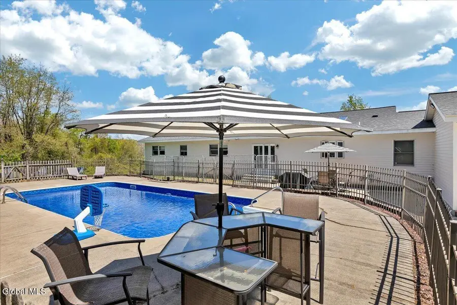105 Wilrose Lane, Troy, NY 12180 - #2