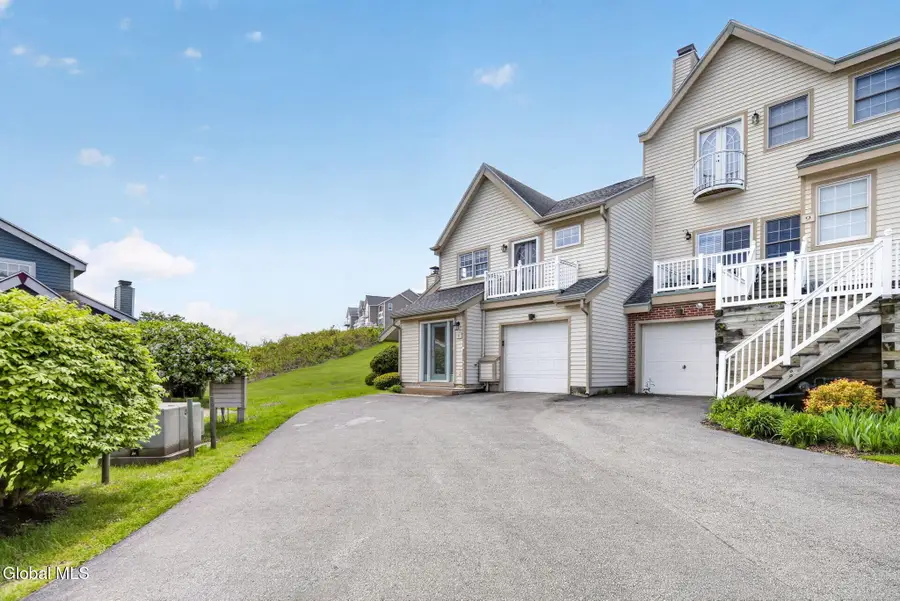 11 Beach Court, Saratoga Springs, NY 12866 - #2
