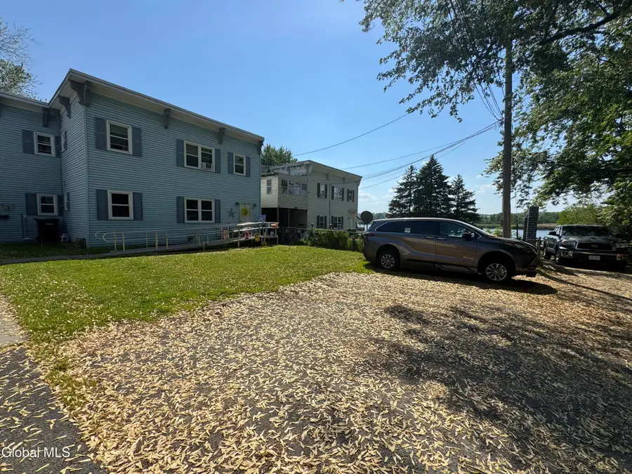 2 Mcloughlin Lane, Troy, NY 12180 - #2