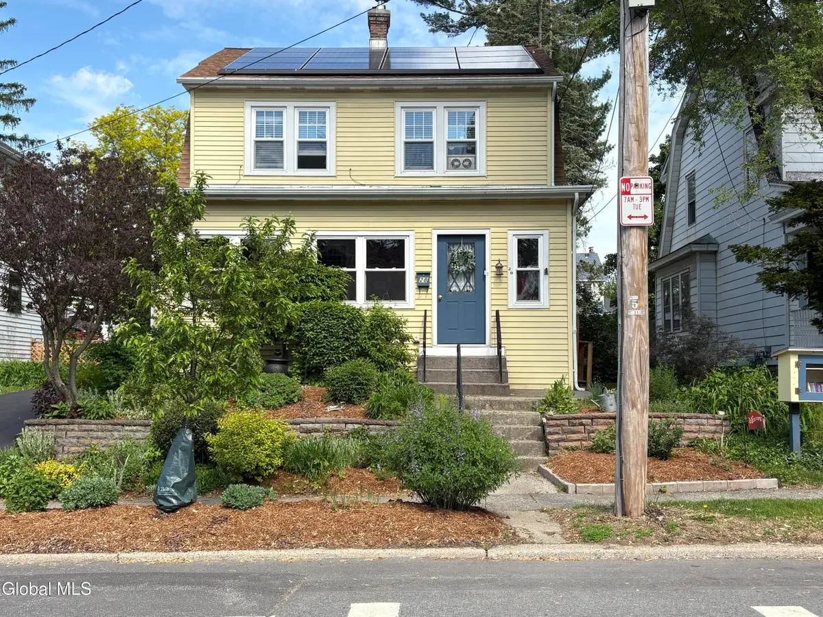 28 Eileen Street, Albany, NY 12203 - #1
