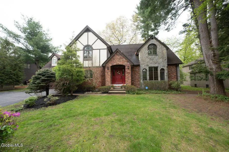 482 Spring Hollow Court, Westmere, NY 12203 - #3