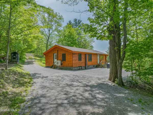 130 Mcmillan Road, Cambridge, NY 12816
