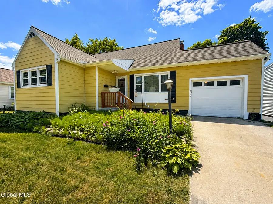 2540 Putnam Street, Schenectady, NY 12304 - #2