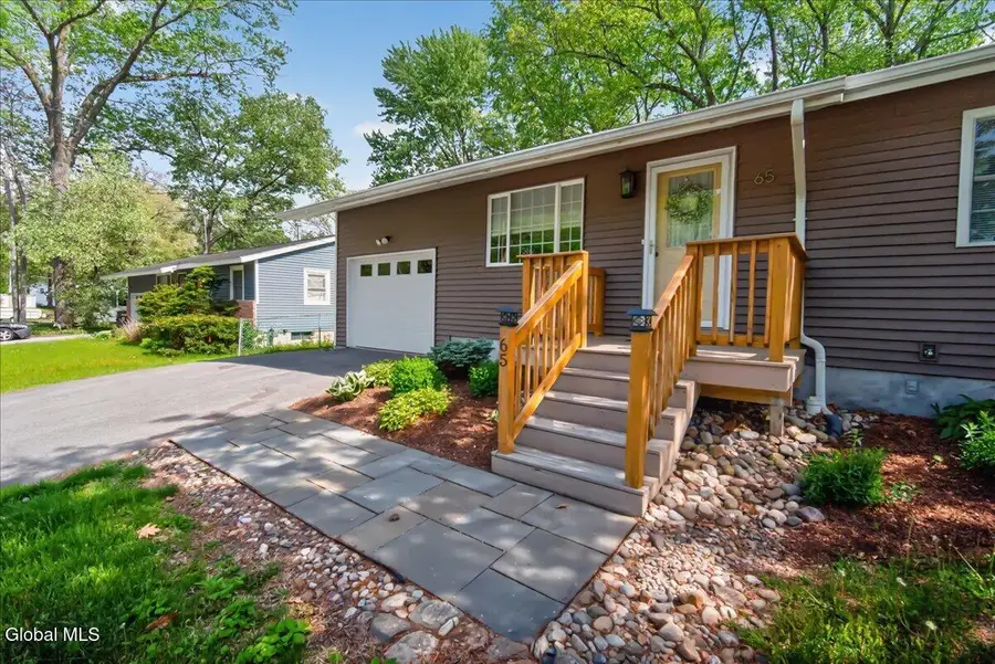 65 Curt Boulevard, Saratoga Springs, NY 12866 - #2