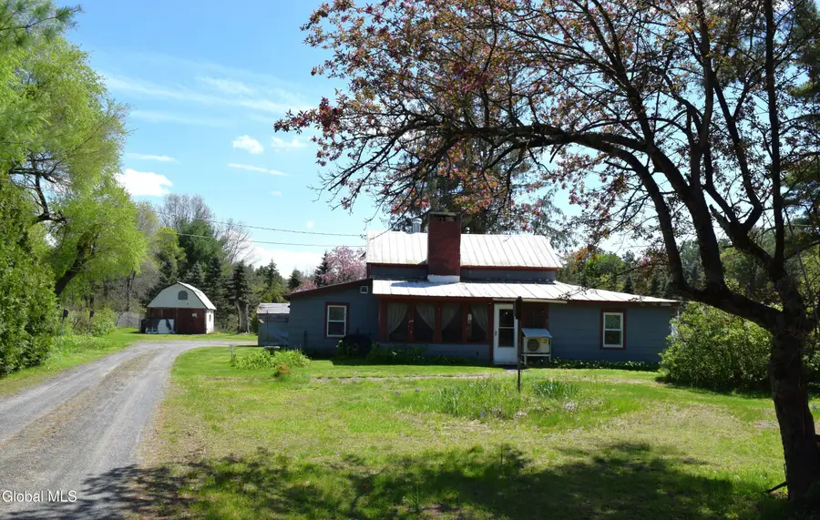 408 Reynolds Road, Moreau, NY 12828 - #2