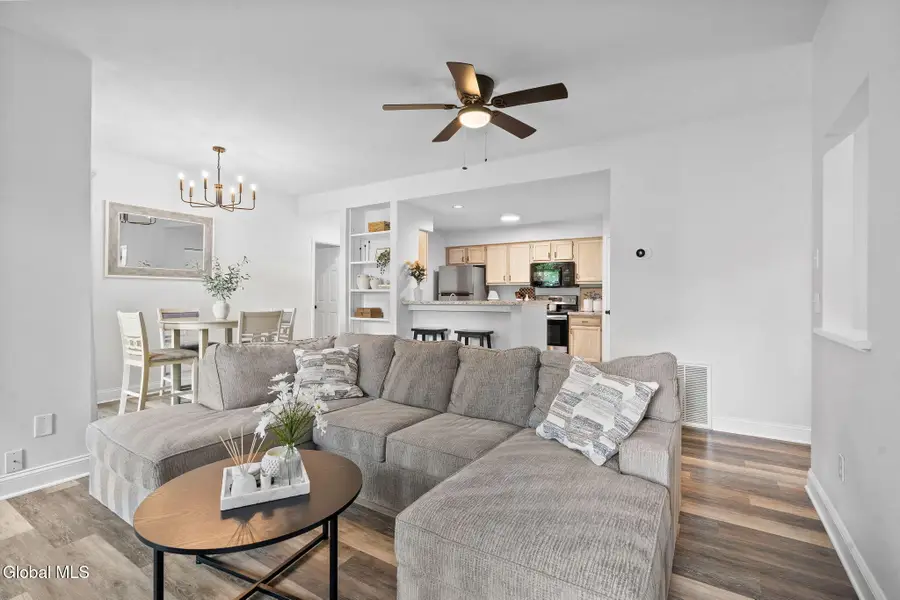 213 Diamond Rock Circle, Troy, NY 12182 - #2