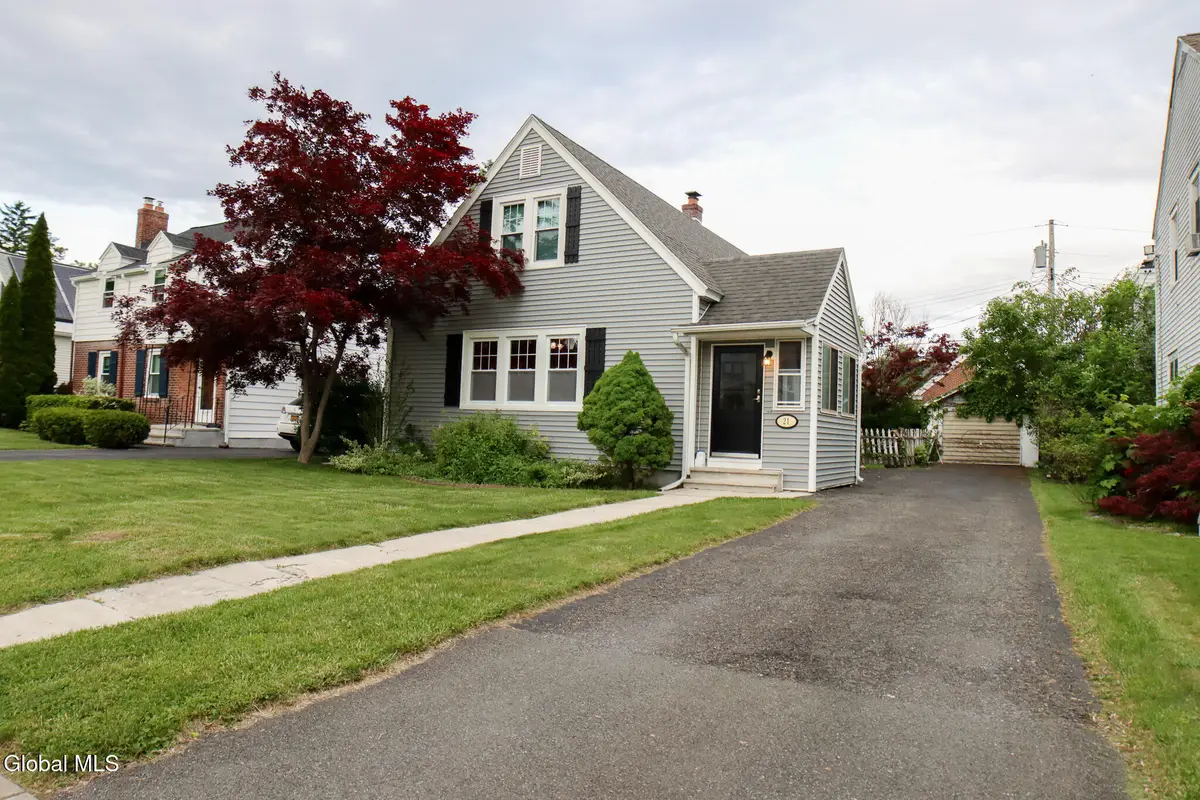 21 Turner Place, Albany, NY 12209 - #1