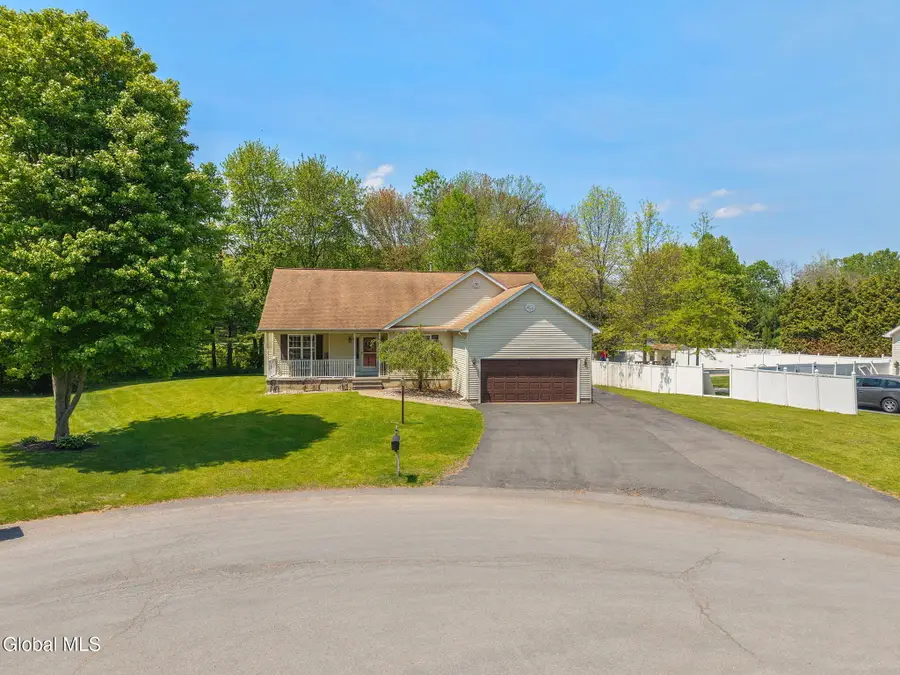 1150 Dianne Court, Rotterdam, NY 12303 - #2