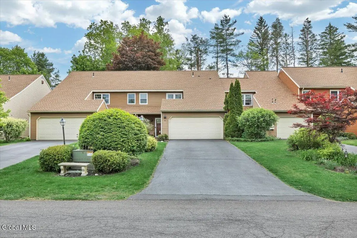 6 Quincy Road, Bethlehem, NY 12077 - #1
