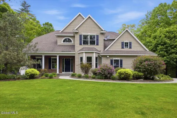 11 Aspen Ridge, Queensbury, NY 12804