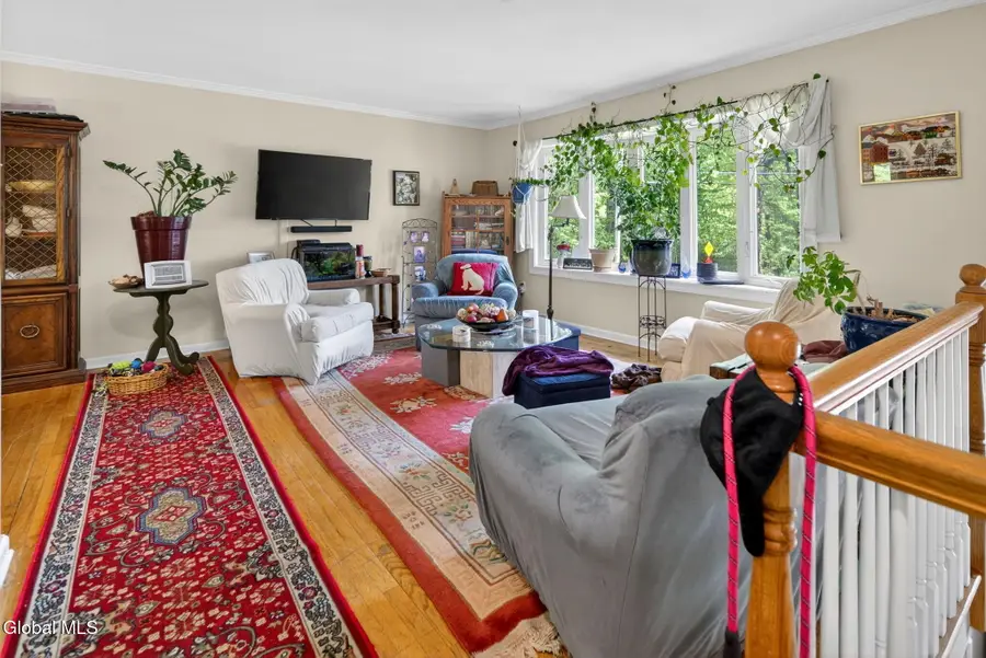 8 Amy Lane, Colonie, NY 12205 - #3