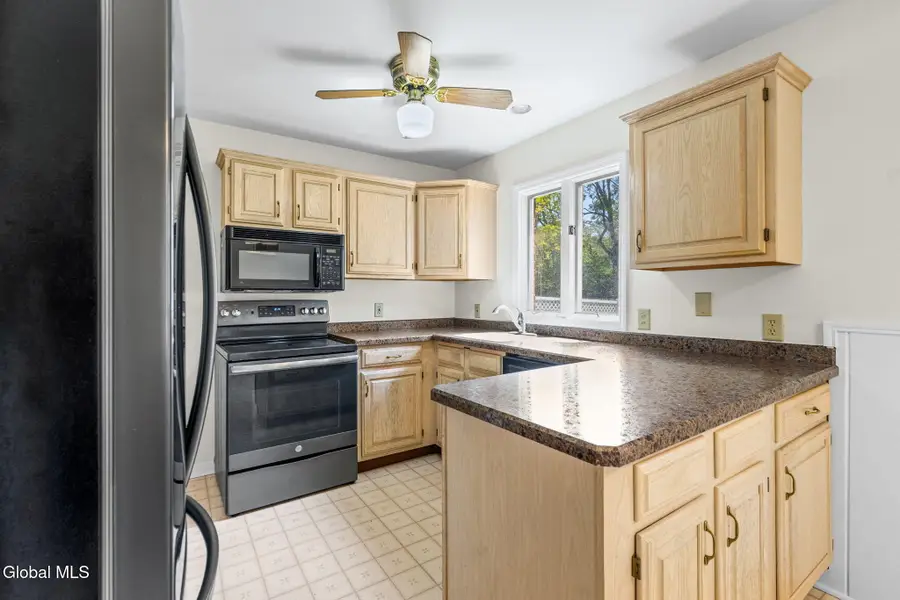 1246 Sumner Avenue, Schenectady, NY 12309 - #3