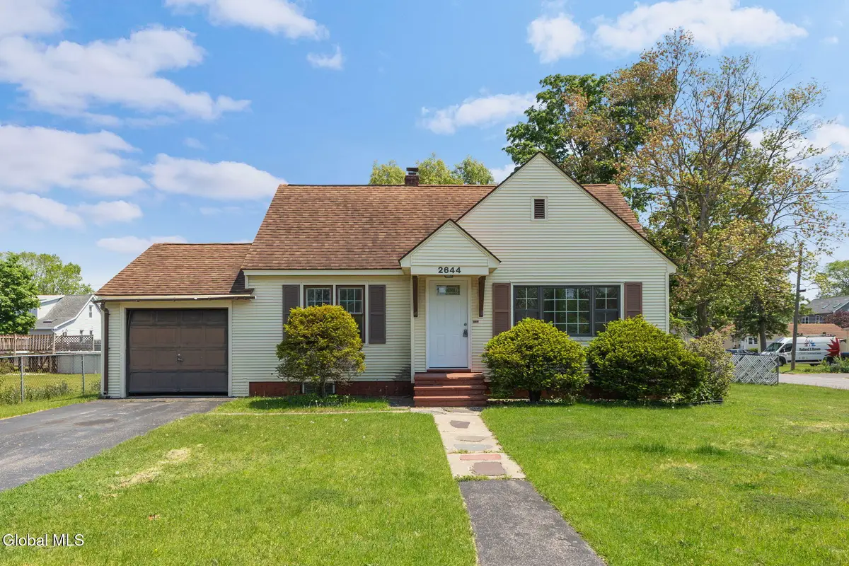 2644 Van Dyke Avenue, Rotterdam, NY 12306 - #1