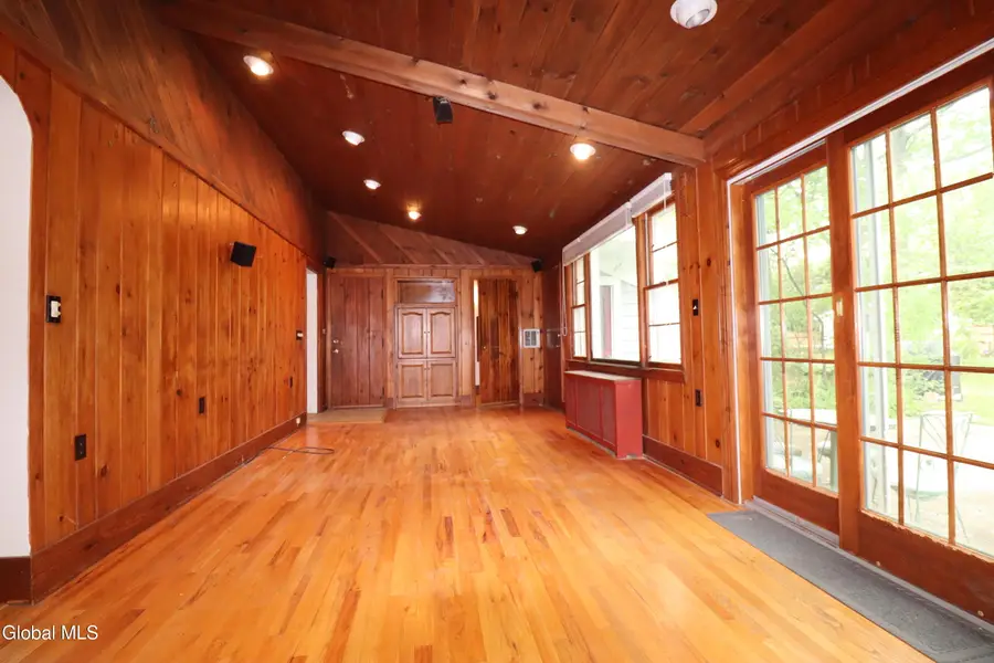 2132 Niskayuna Drive, Niskayuna, NY 12309 - #2