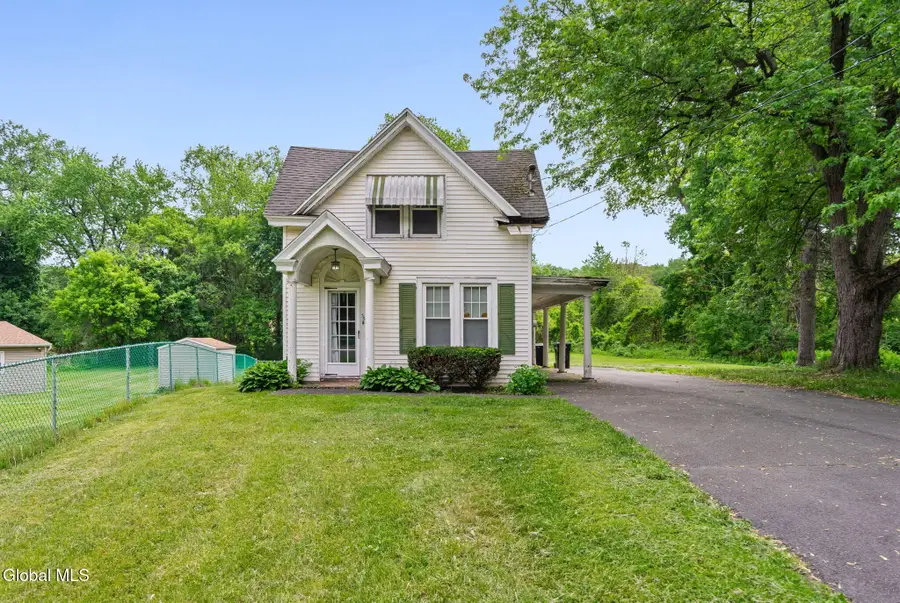 36 New Turnpike Road, Troy, NY 12182 - #2