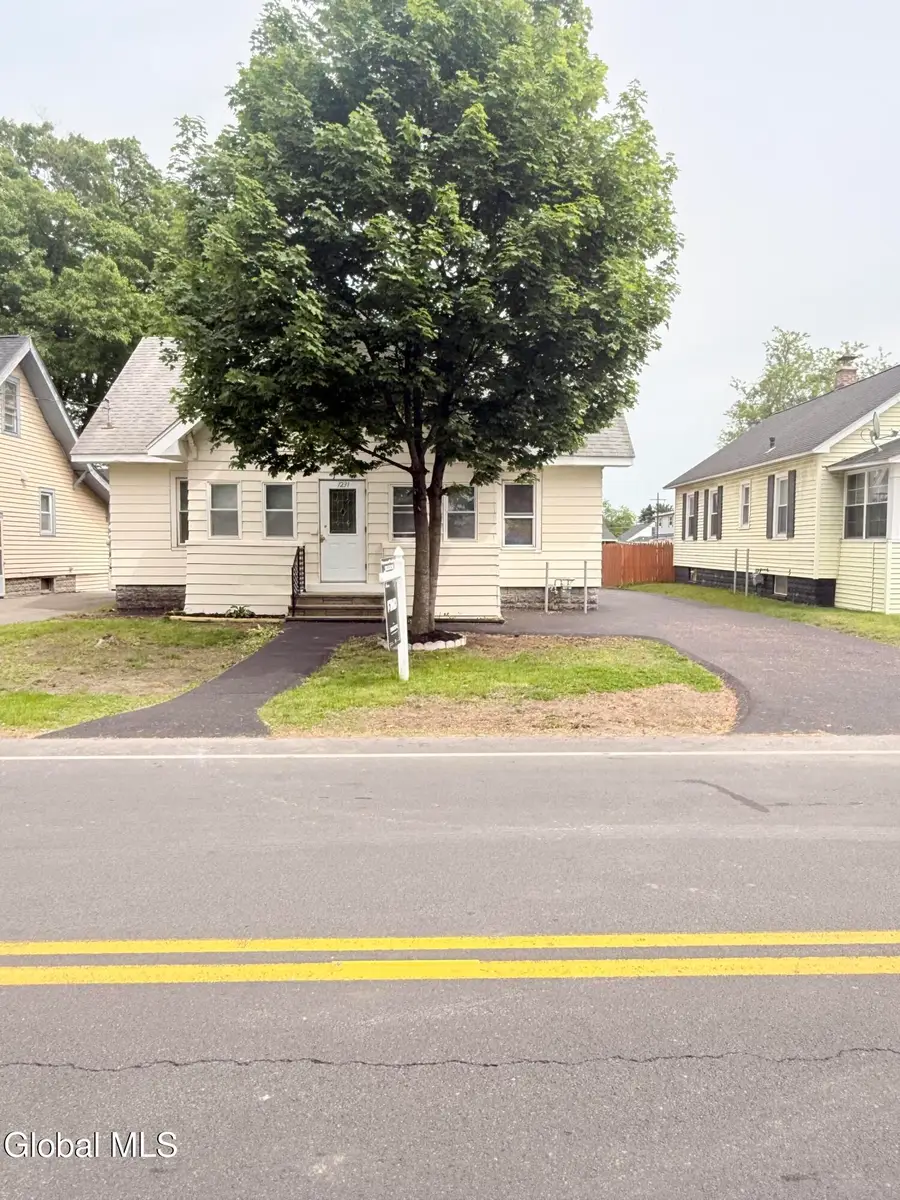 1231 N Westcott Road, Rotterdam, NY 12306 - #2