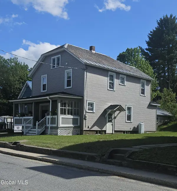 5 Circle Avenue, Johnsburg, NY 12853