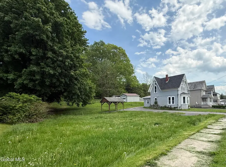 215 Forest Avenue, Amsterdam, NY 12010 - #3