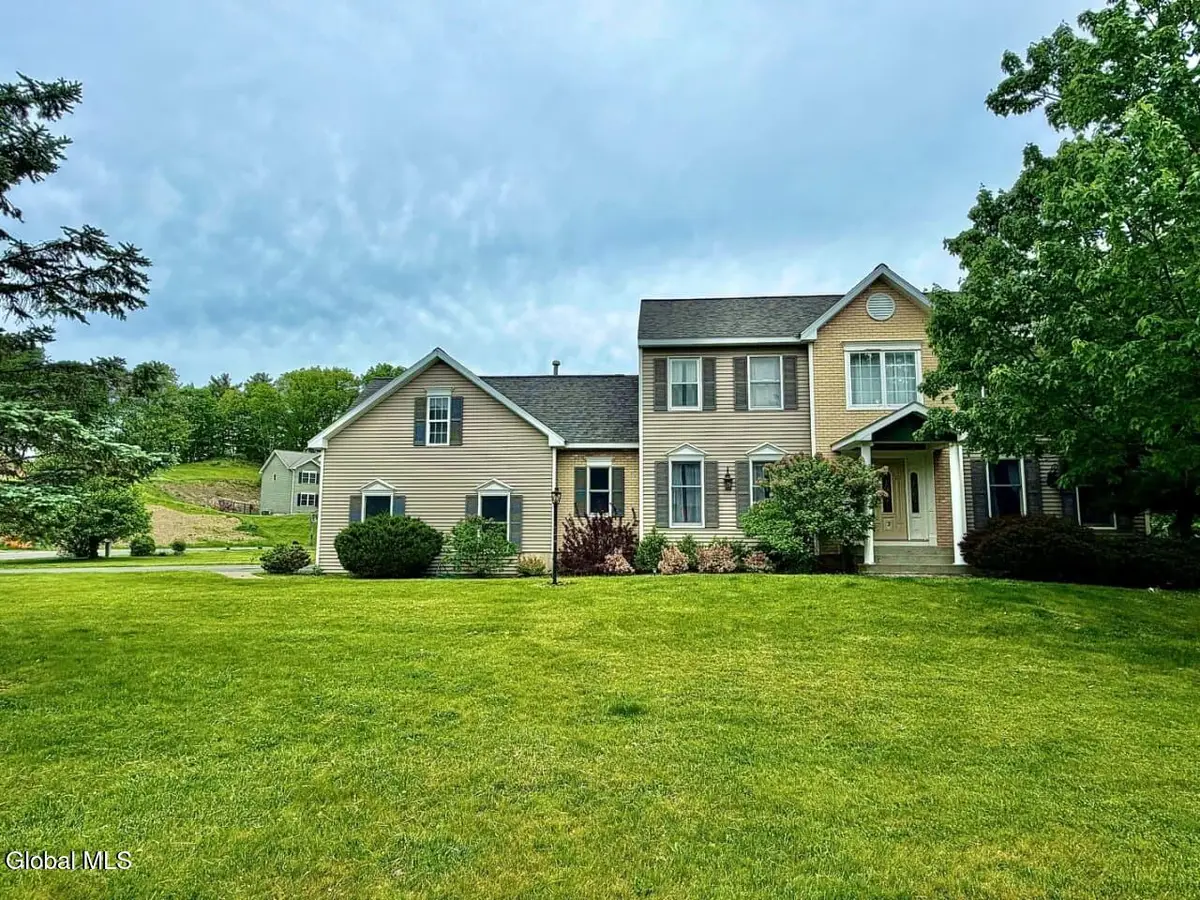 7 Ledgewood Drive, Brunswick, NY 12180 - #1