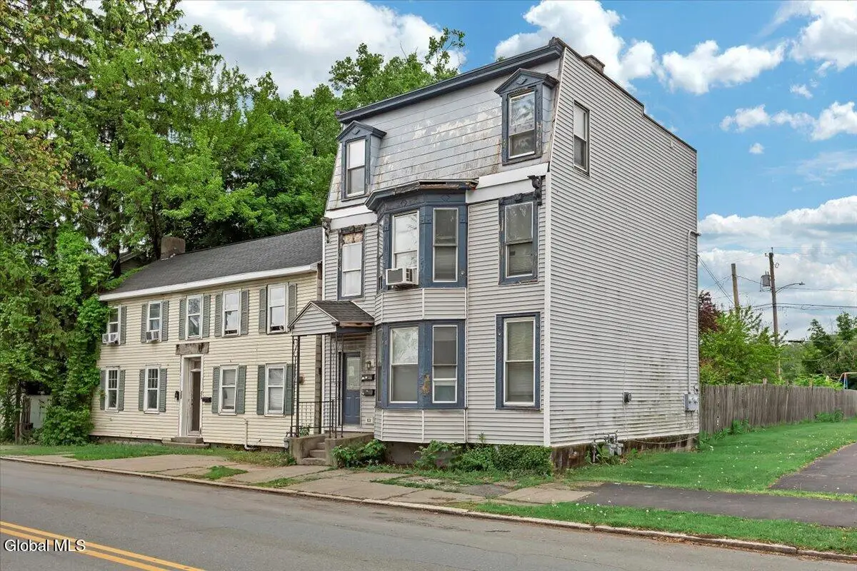 715 2nd Avenue, Troy, NY 12182 - #1