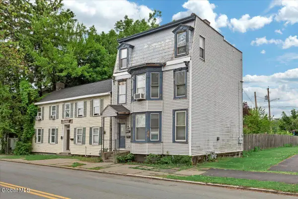 715 2nd Avenue, Troy, NY 12182