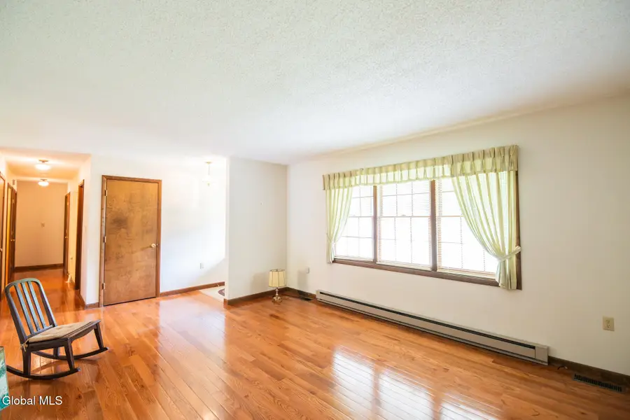 21 Helen Drive, Queensbury, NY 12804 - #3