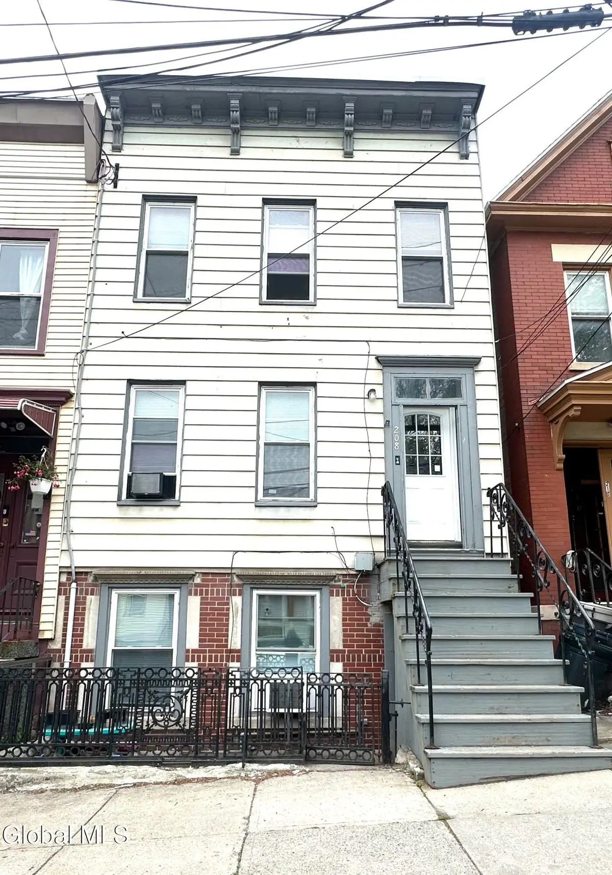 208 Myrtle Avenue, Albany, NY 12202 - #1