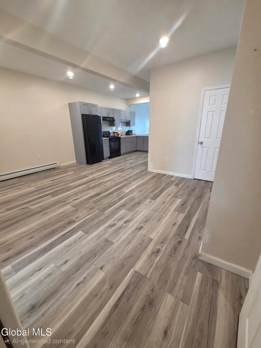 208 Myrtle Avenue, Albany, NY 12202 - #2
