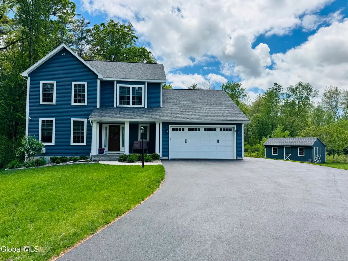 7 Huntington Way, Ballston Spa, NY 12020 - #1