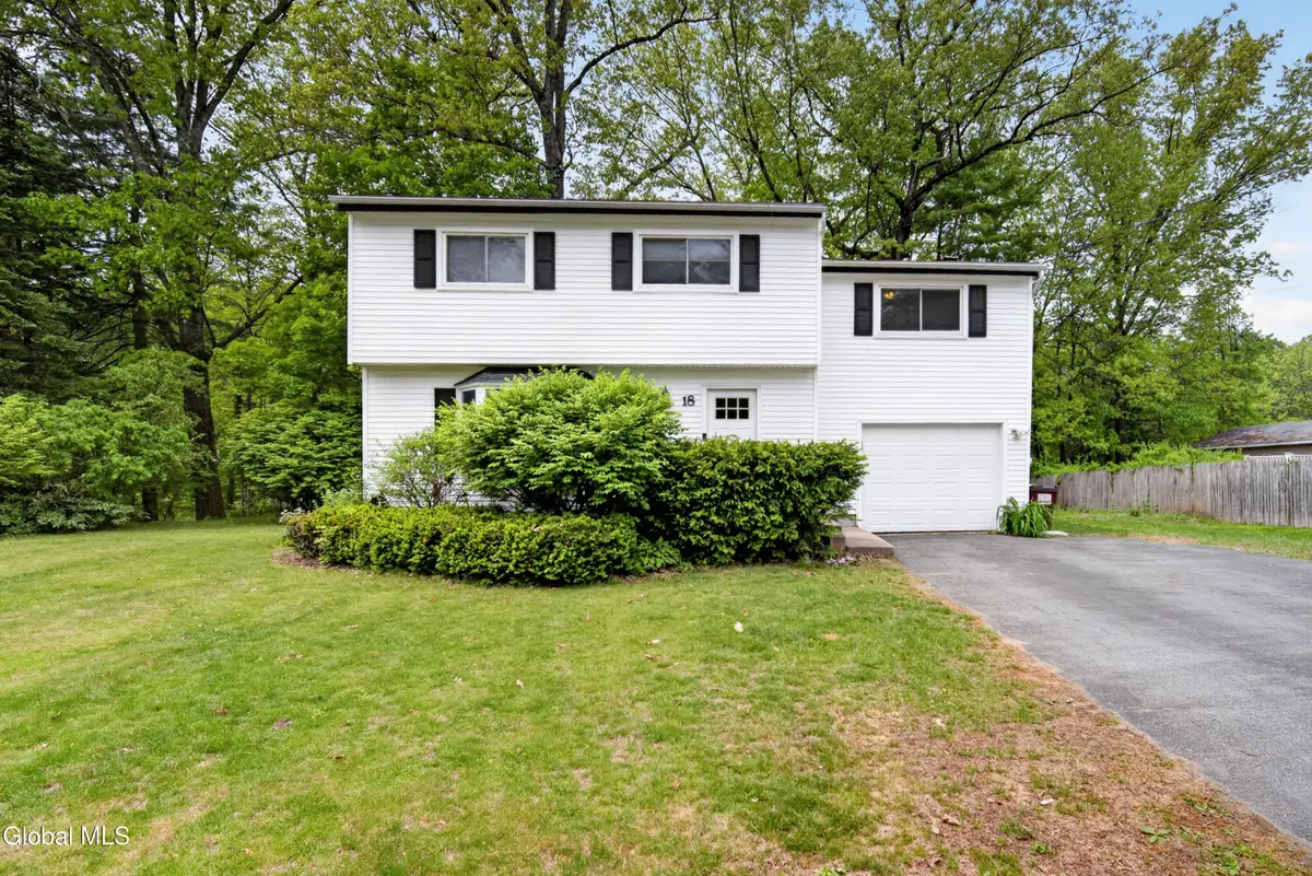 18 Michael Drive, Saratoga Springs, NY 12866 - #1