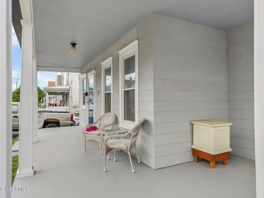 12 Central Avenue, Ravena, NY 12143 - #3
