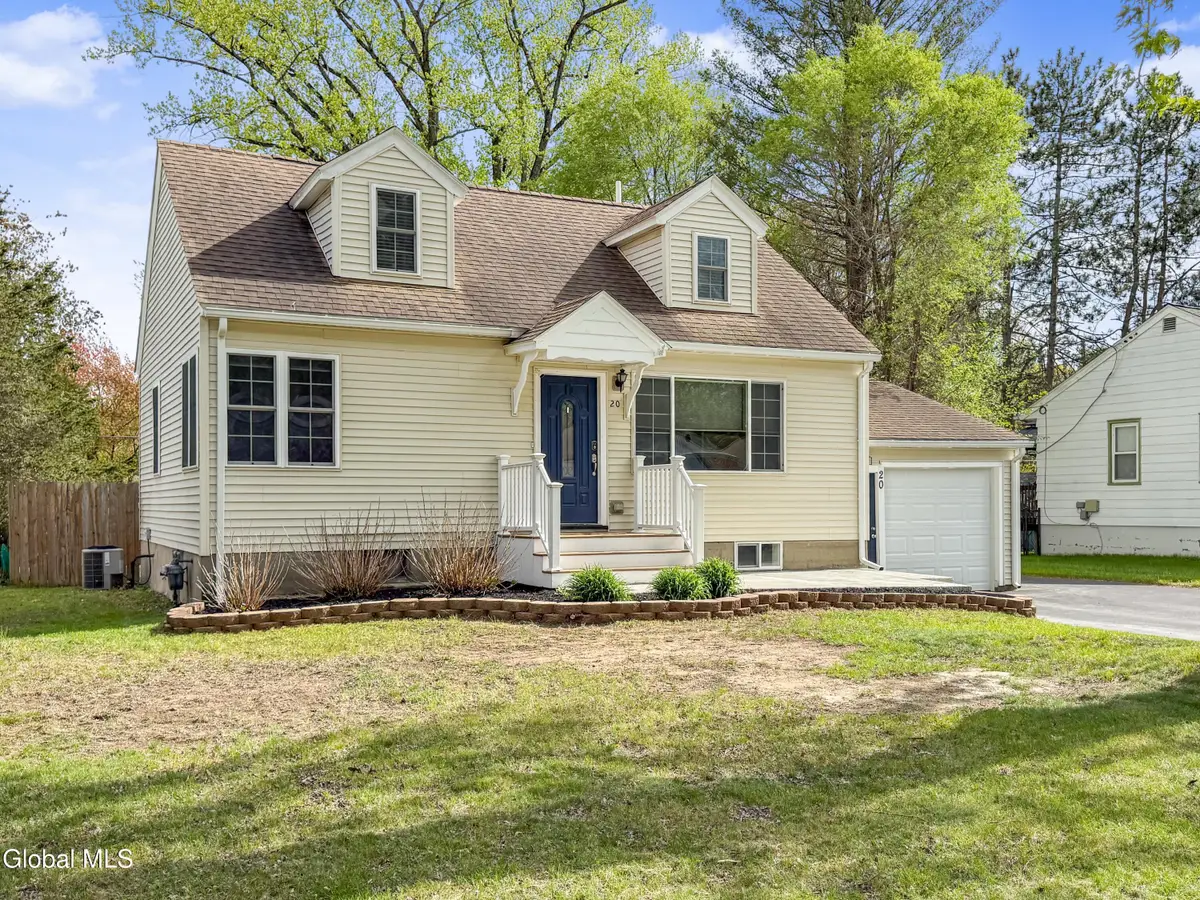 20 St Joseph Street, Colonie, NY 12303 - #1