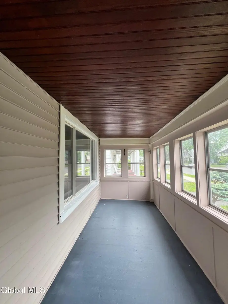 17 Winthrop Avenue, Albany, NY 12203 - #3