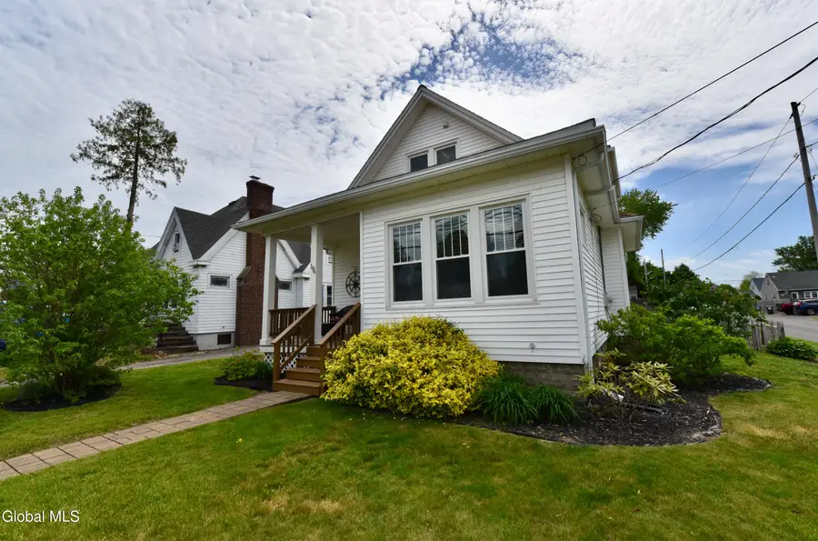 106 Frederick Avenue, Colonie, NY 12205 - #2