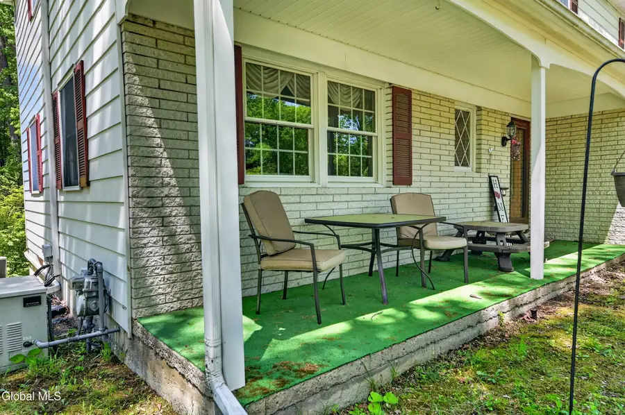 9 Hearthside Drive, Ballston Lake, NY 12019 - #2