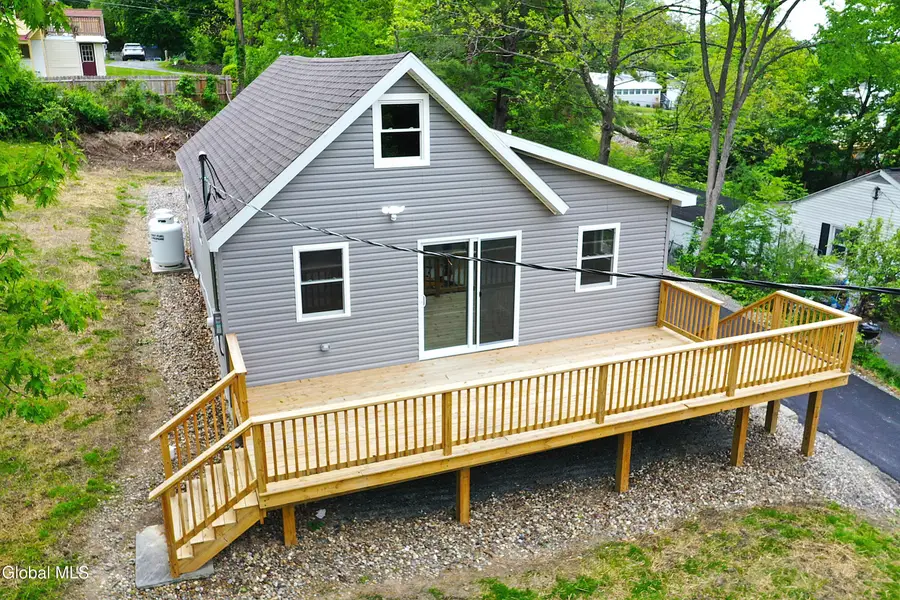 20 Franklin Avenue, North Greenbush, NY 12198 - #2