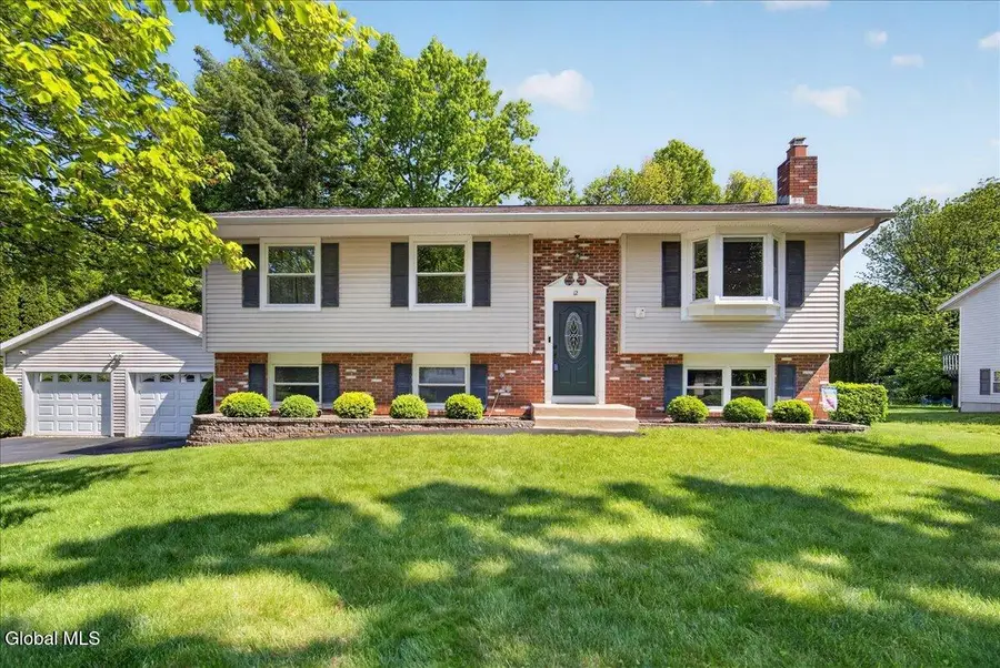 12 Cherry Lane, Clifton Park, NY 12065 - #2