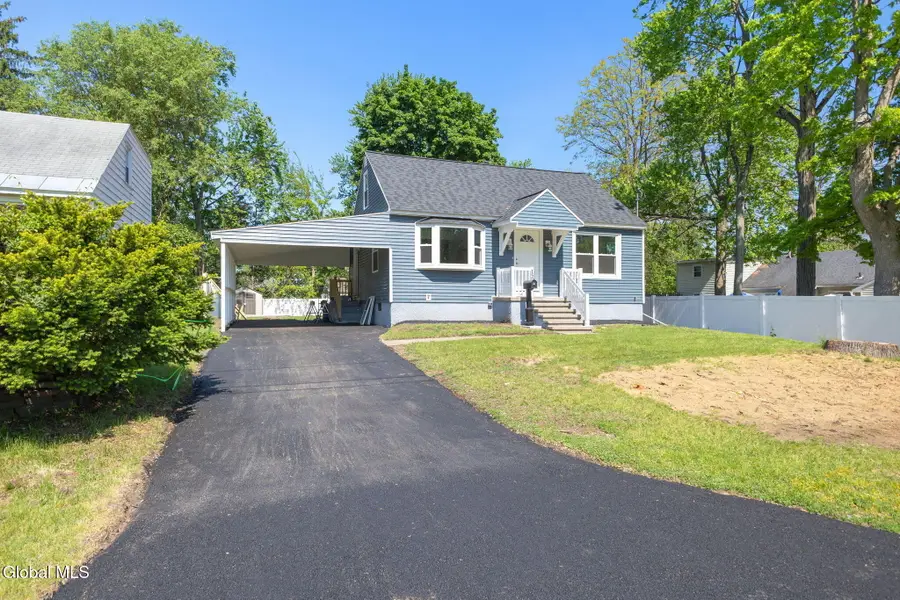1204 Hemlock Street, Rotterdam, NY 12306 - #2