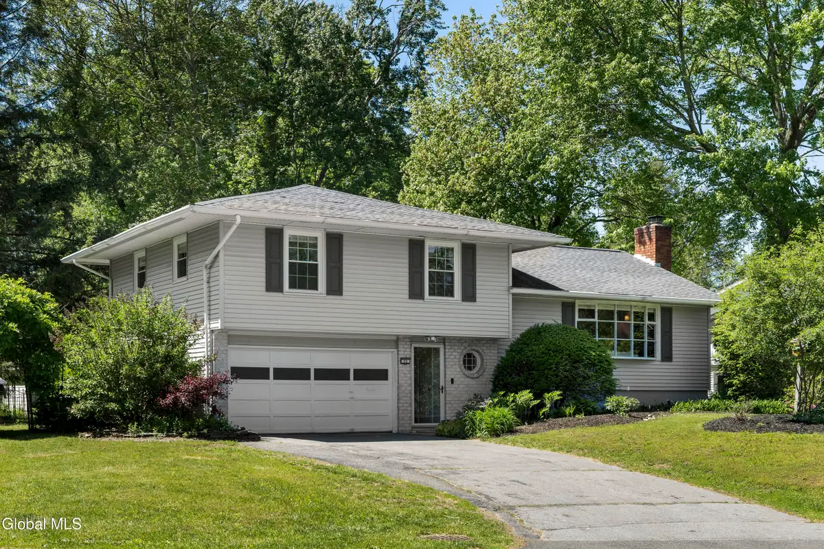 22 Shetland Drive, Bethlehem, NY 12054 - #1