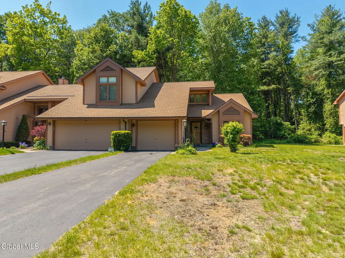 4034 Georgetown Square, Guilderland, NY 12303 - #1