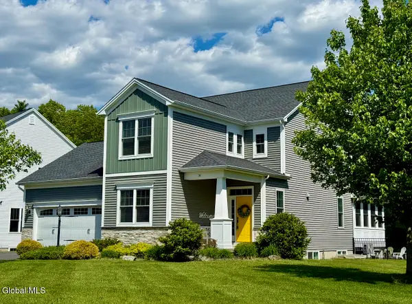 34 Cider Mill Way, Wilton, NY 12866