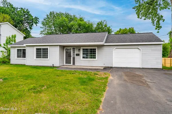 15 Barthol Street, Albany, NY 12205