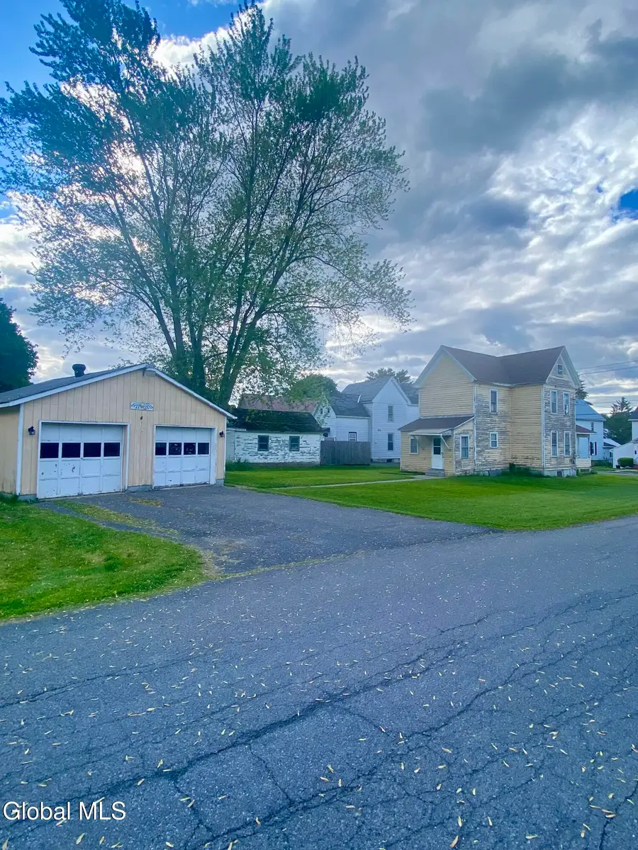 114 E Fourth Avenue, Johnstown, NY 12095 - #3