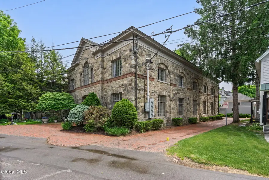 14 Talford Place #UNIT 1, Saratoga Springs, NY 12866 - #2