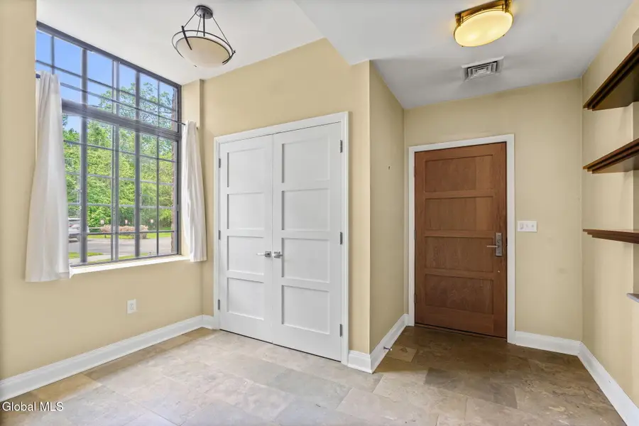 14 Talford Place #UNIT 1, Saratoga Springs, NY 12866 - #3