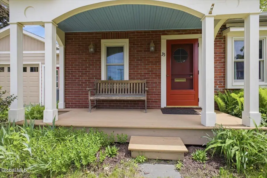 35 Schuyler Drive, Saratoga Springs, NY 12866 - #2