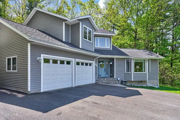2598 New York 43, Sand Lake, NY 12018