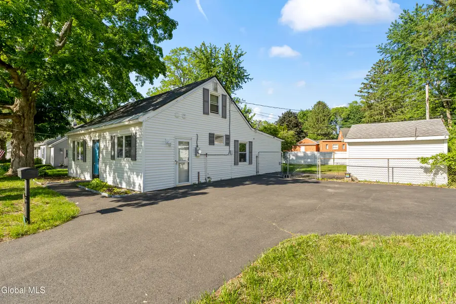 1054 Outer Drive, Schenectady, NY 12303 - #2